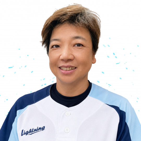 李易美