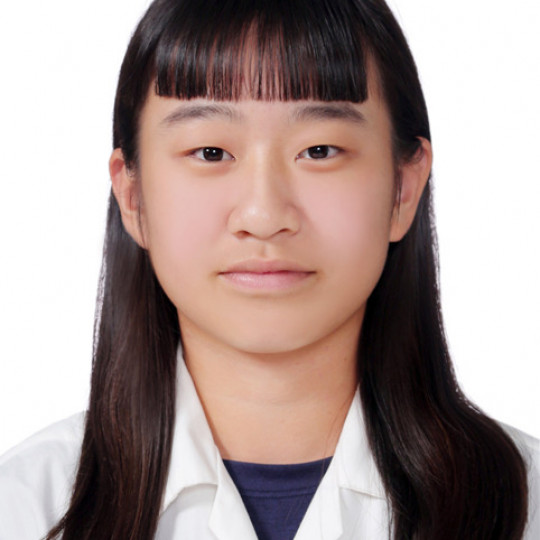謝昀妡